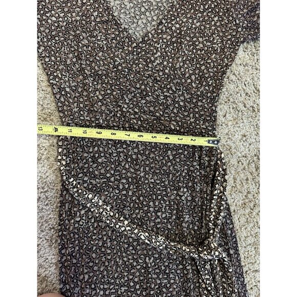CHICOS TRAVELERS Leopard Animal Print Slinky Knit Faux Wrap Belt Dress 0/SMALL - Picture 7 of 8